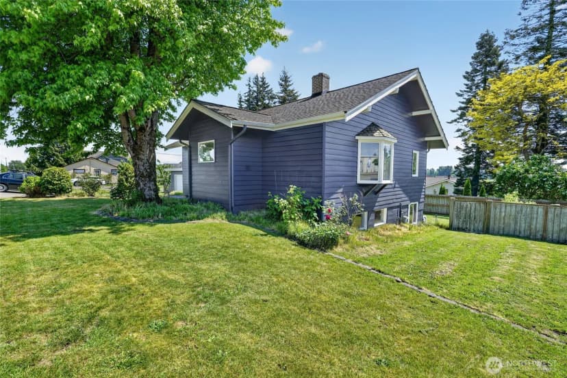 Property photo for 1789 Kok Road, Lynden photo 33
