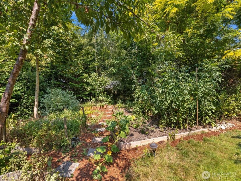 Property photo for 1202 Pine Avenue, Snohomish photo 36