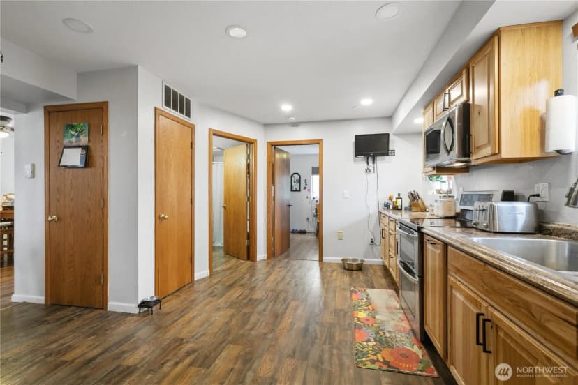 Property photo for 1605 S 80th Avenue, Yakima photo 10
