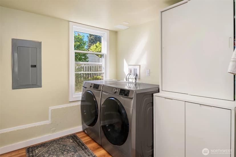 Property photo for 7439 S 116th Place, Seattle photo 14