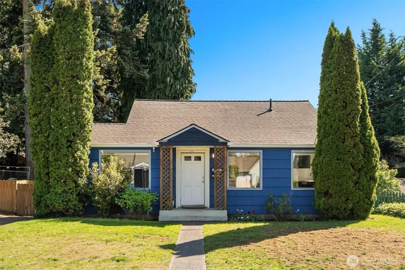 Property photo for 7439 S 116th Place, Seattle photo 21