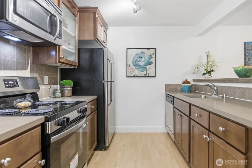 Property photo for 300 N 130th Street W #2205, Seattle photo 12