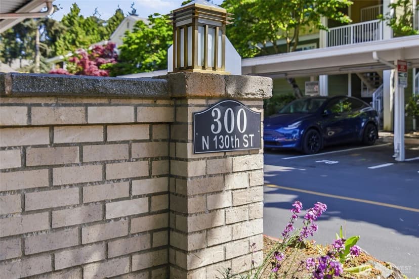 Property photo for 300 N 130th Street W #2205, Seattle photo 22
