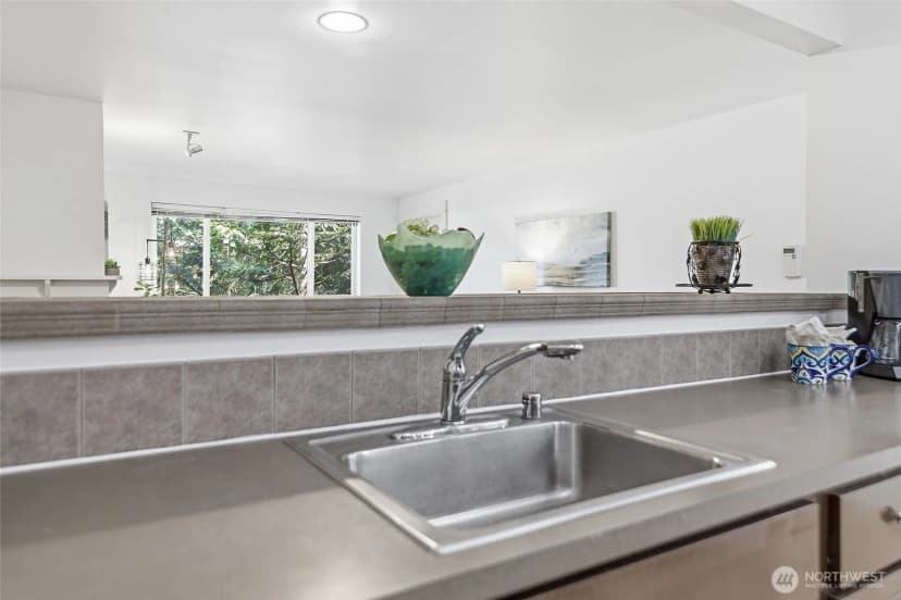 Property photo for 300 N 130th Street W #2205, Seattle photo 15
