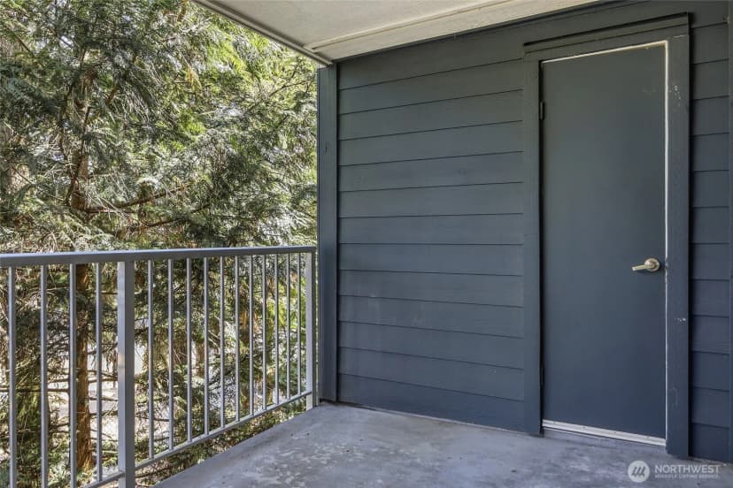 Property photo for 300 N 130th Street W #2205, Seattle photo 6