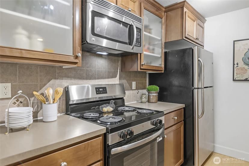 Property photo for 300 N 130th Street W #2205, Seattle photo 13
