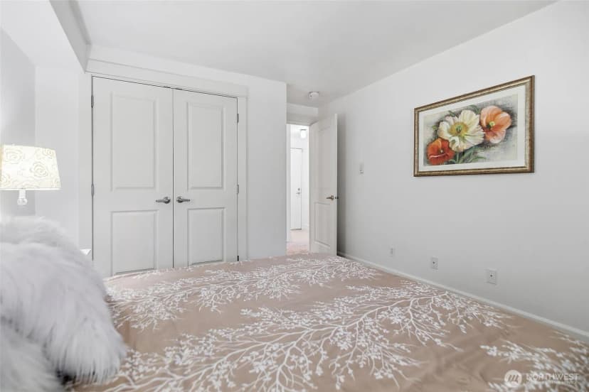 Property photo for 300 N 130th Street W #2205, Seattle photo 17