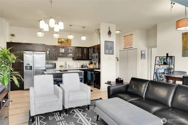 Property photo for 530 Broadway E #328, Seattle photo 4