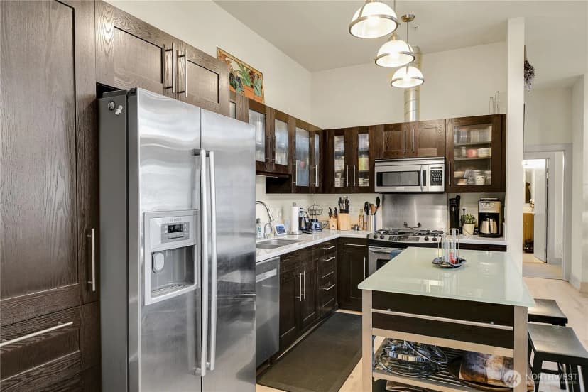 Property photo for 530 Broadway E #328, Seattle photo 3