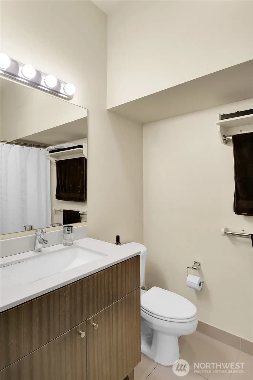 Property photo for 530 Broadway E #328, Seattle photo 8