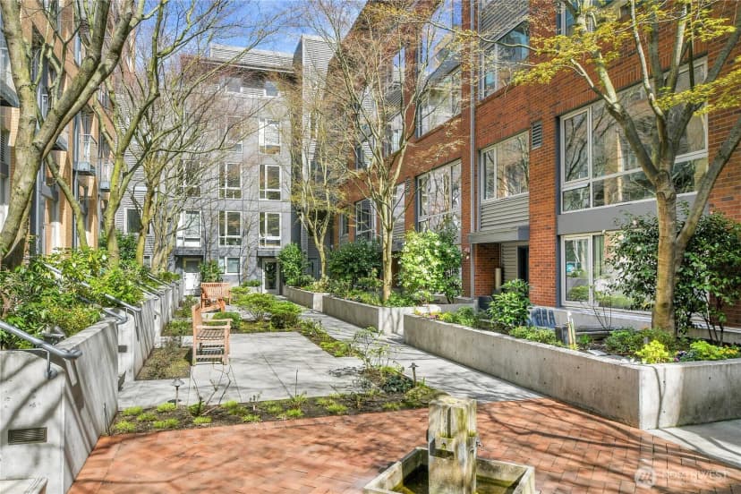 Property photo for 530 Broadway E #328, Seattle photo 18