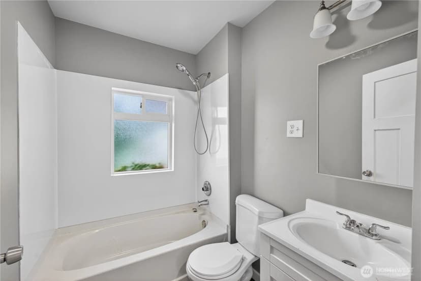 Property photo for 501 35th Street, Anacortes photo 20