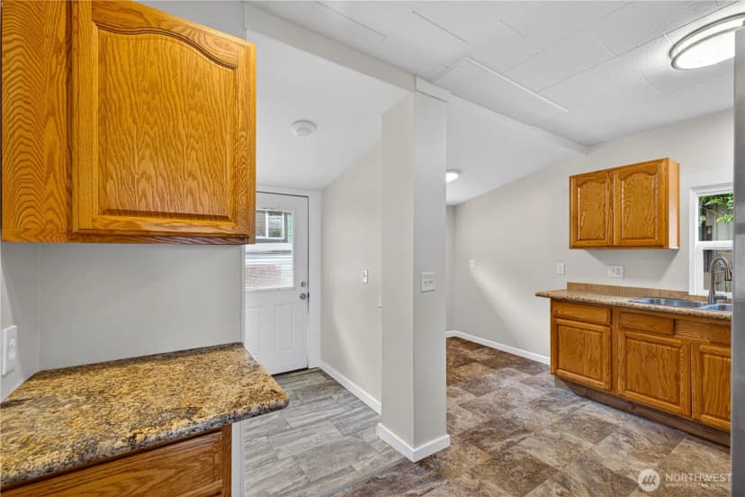 Property photo for 501 35th Street, Anacortes photo 13