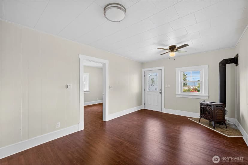 Property photo for 501 35th Street, Anacortes photo 15