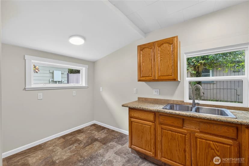 Property photo for 501 35th Street, Anacortes photo 12