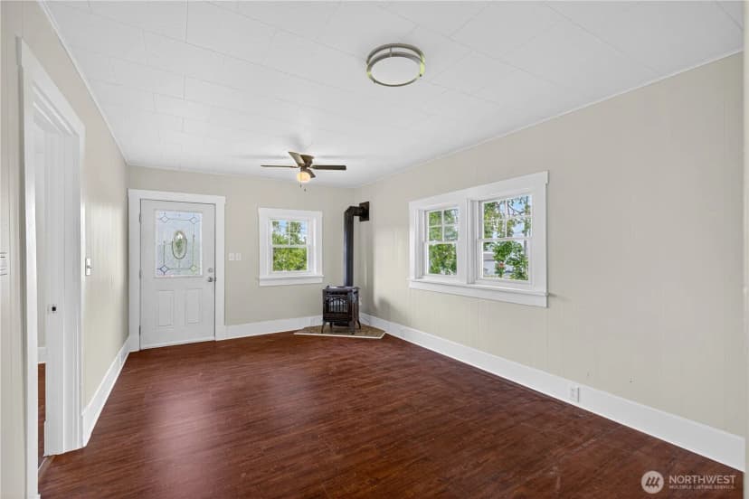 Property photo for 501 35th Street, Anacortes photo 18