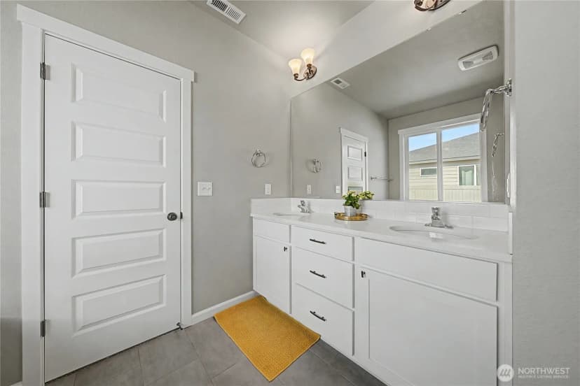 Property photo for 738 I Street Ne, Quincy photo 10