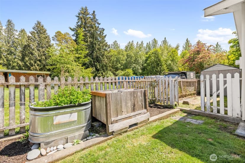 Property photo for 10 Whispering Firs, Port Angeles photo 39
