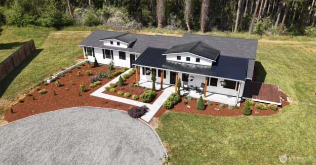 Property photo for 1725 Woodcock Road, Sequim