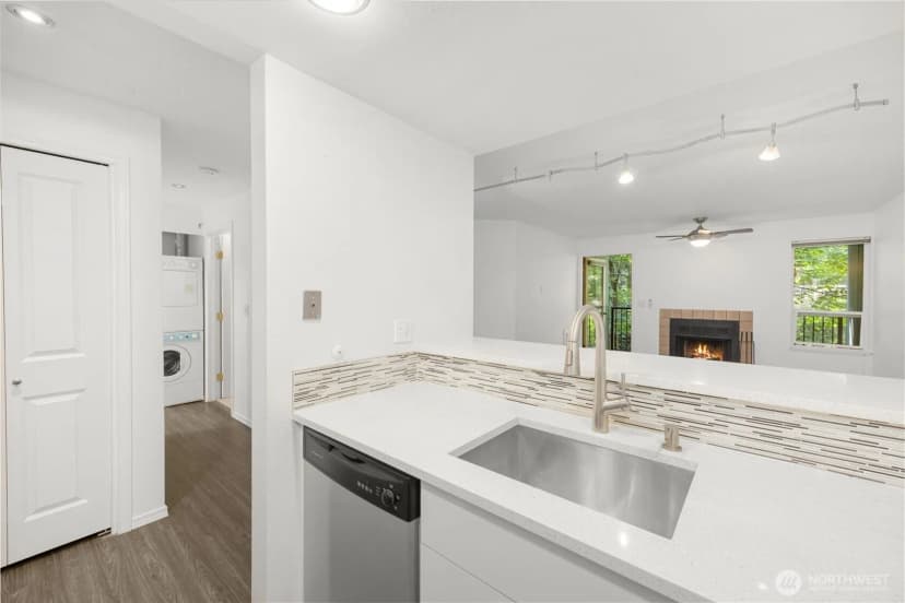 Property photo for 13717 Linden Avenue N #221, Seattle photo 12