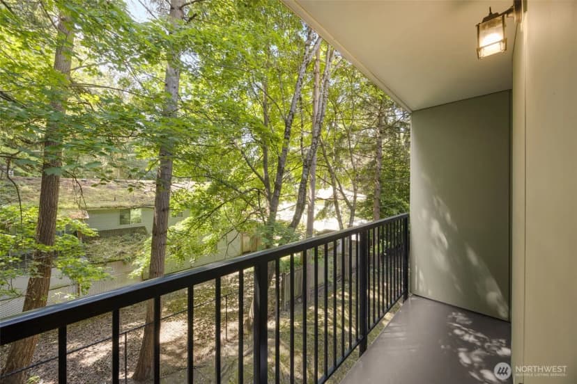 Property photo for 13717 Linden Avenue N #221, Seattle photo 15