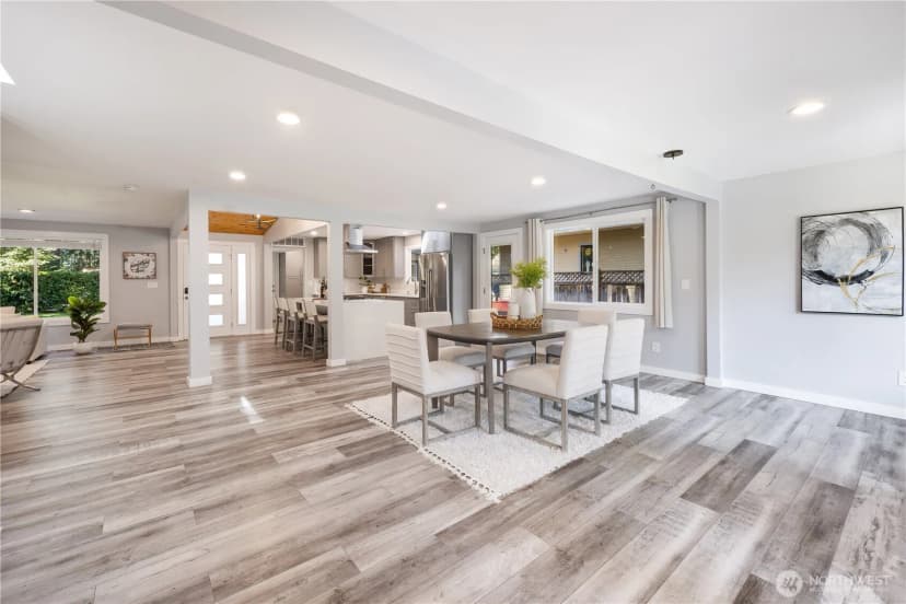 Property photo for 2412 160th Avenue Ne, Bellevue photo 14