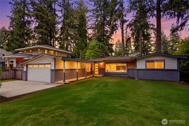 Property photo for 2412 160th Avenue Ne, Bellevue