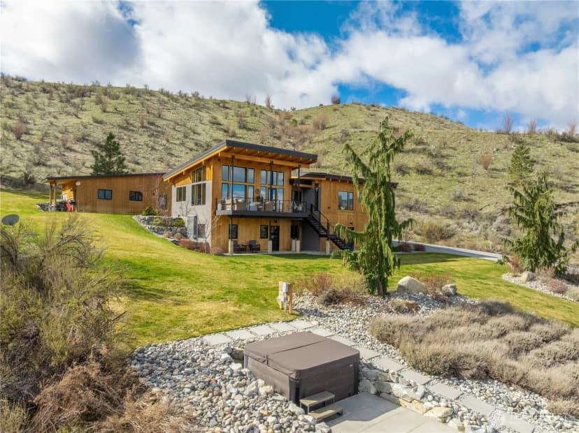 Property photo for 111 Hawks Meadow Road, Chelan photo 5