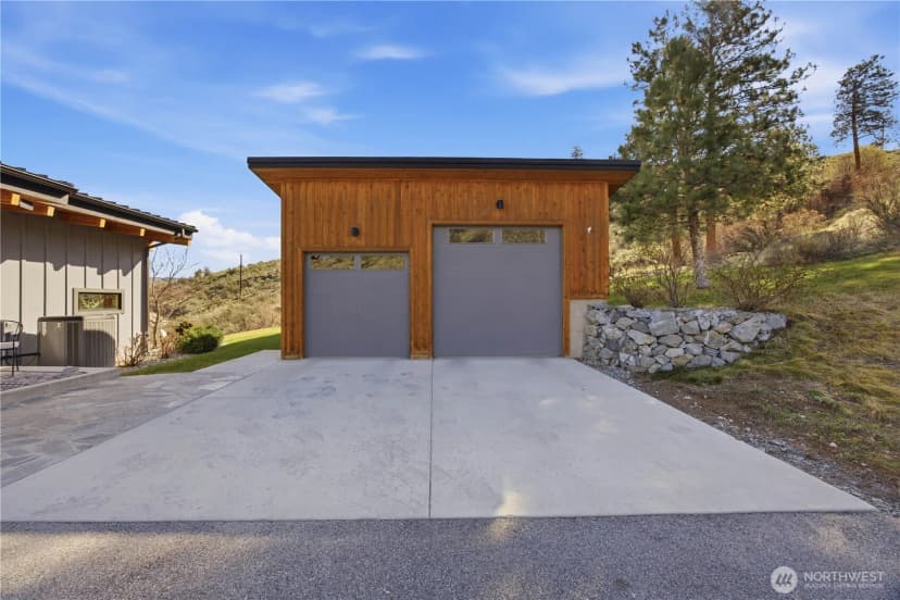 Property photo for 111 Hawks Meadow Road, Chelan photo 9