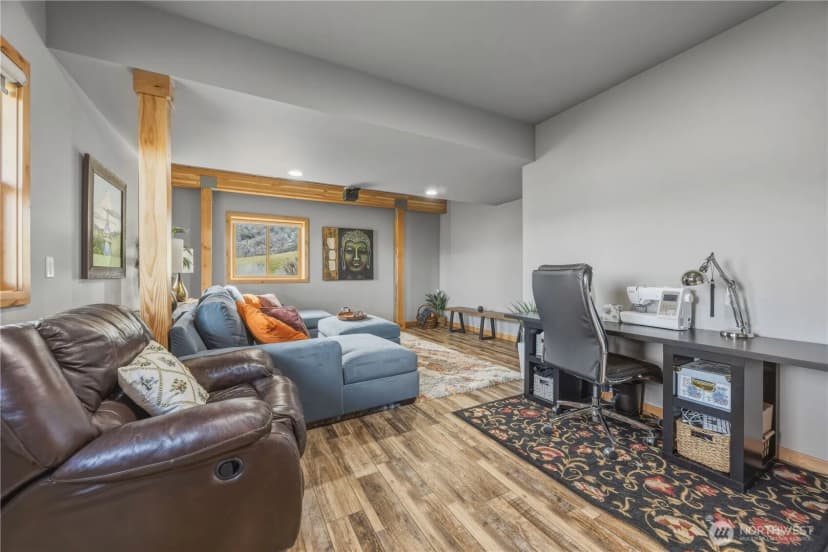 Property photo for 111 Hawks Meadow Road, Chelan photo 34