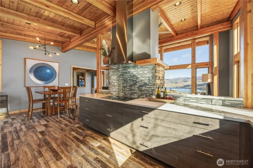 Property photo for 111 Hawks Meadow Road, Chelan photo 15
