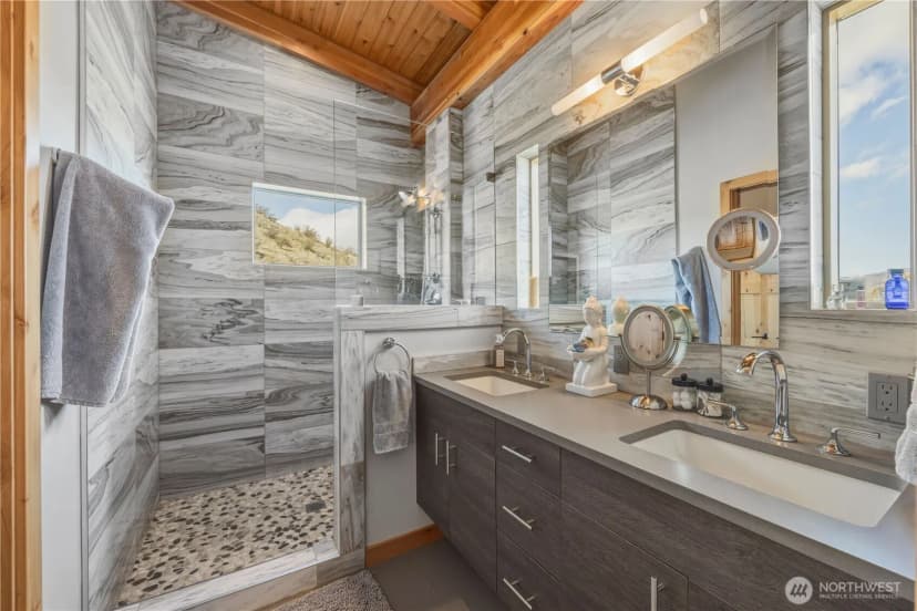 Property photo for 111 Hawks Meadow Road, Chelan photo 27