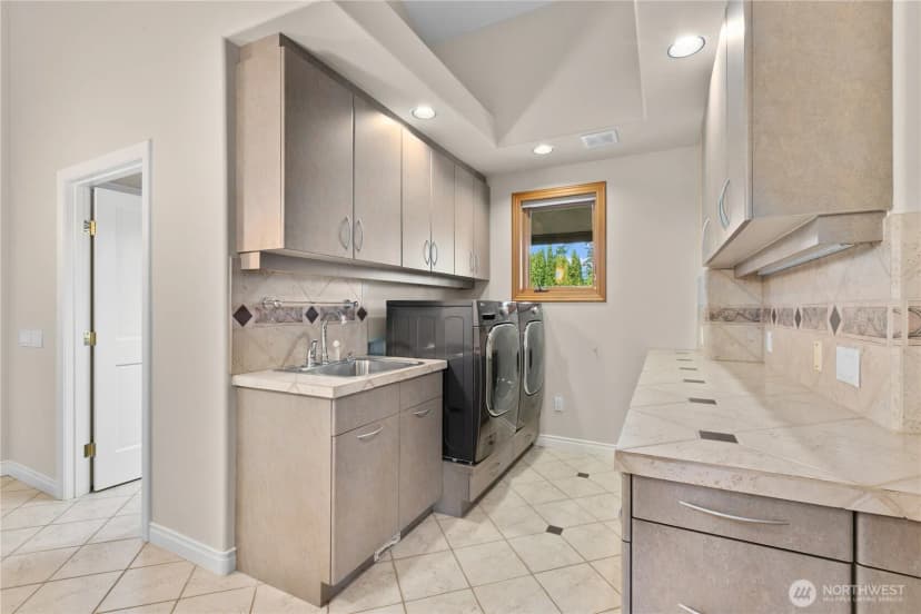 Property photo for 1409 Marietta Avenue, Bellingham photo 22