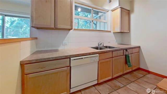 Property photo for 5438 Snow Goose Lane #106, Blaine photo 4