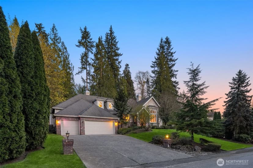 Property photo for 19619 Ne 129th Way, Woodinville photo 2