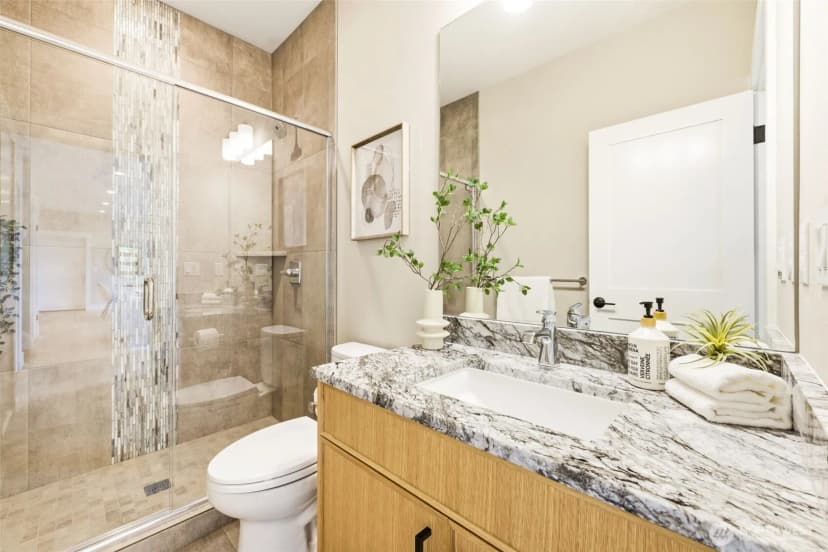 Property photo for 10202 44th Avenue Sw, Seattle photo 20