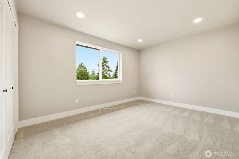 Property photo for 10202 44th Avenue Sw, Seattle photo 28