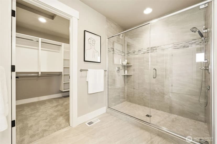 Property photo for 10202 44th Avenue Sw, Seattle photo 24