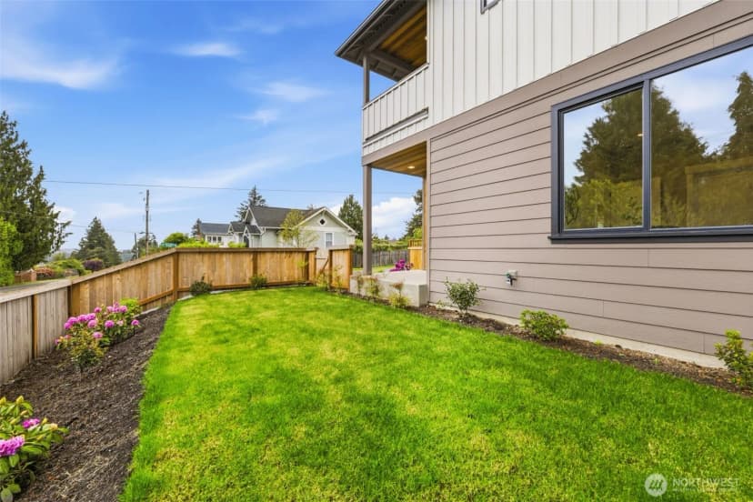 Property photo for 10202 44th Avenue Sw, Seattle photo 36