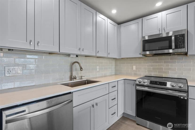 Property photo for 601 S 227th Street #205n, Des Moines photo 15
