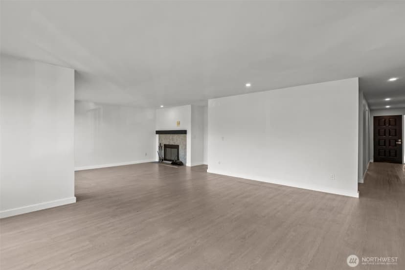 Property photo for 601 S 227th Street #205n, Des Moines photo 9