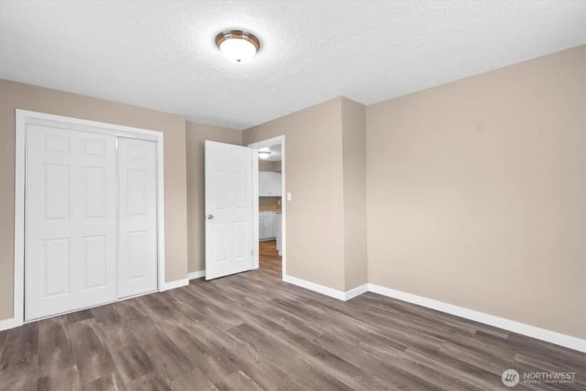 Property photo for 714 S 7th Avenue, Kelso photo 24