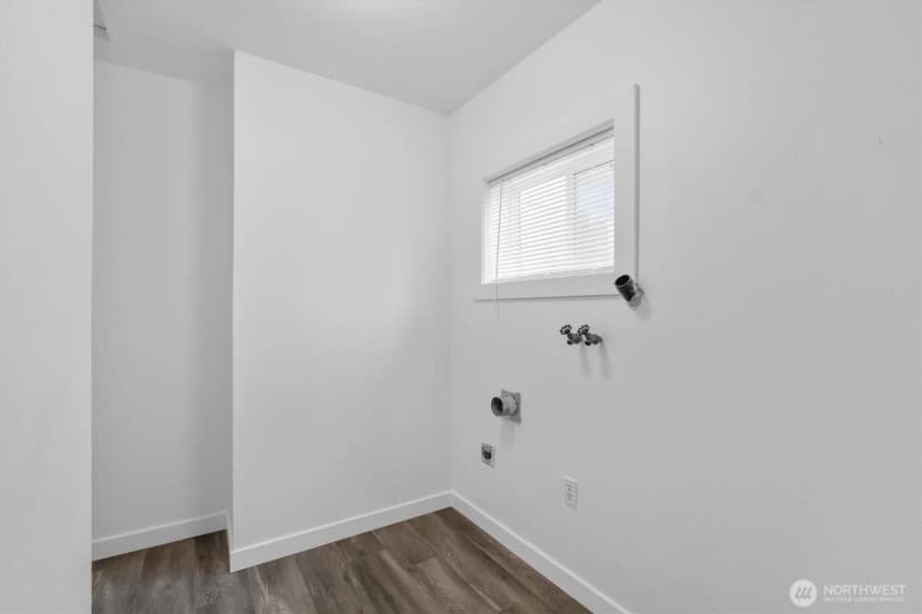 Property photo for 714 S 7th Avenue, Kelso photo 21
