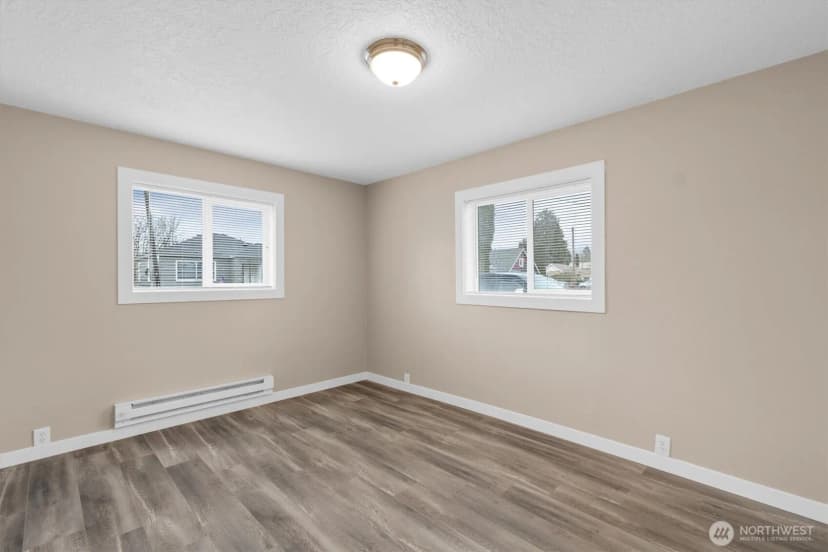 Property photo for 714 S 7th Avenue, Kelso photo 23