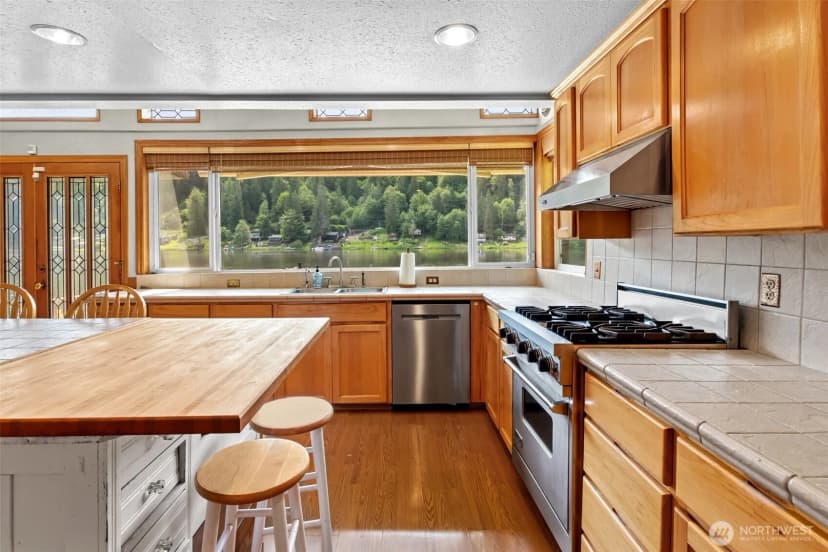 Property photo for 38509 Orville Road E, Eatonville photo 14