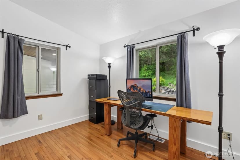 Property photo for 873 Mountain View Road, Kalama photo 19
