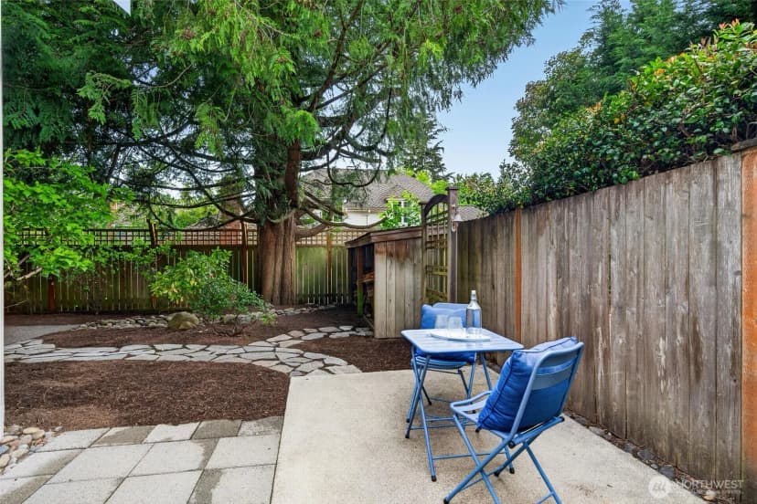 Property photo for 12610 Ne 68th Place, Kirkland photo 35
