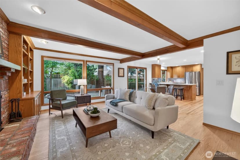 Property photo for 12610 Ne 68th Place, Kirkland photo 13