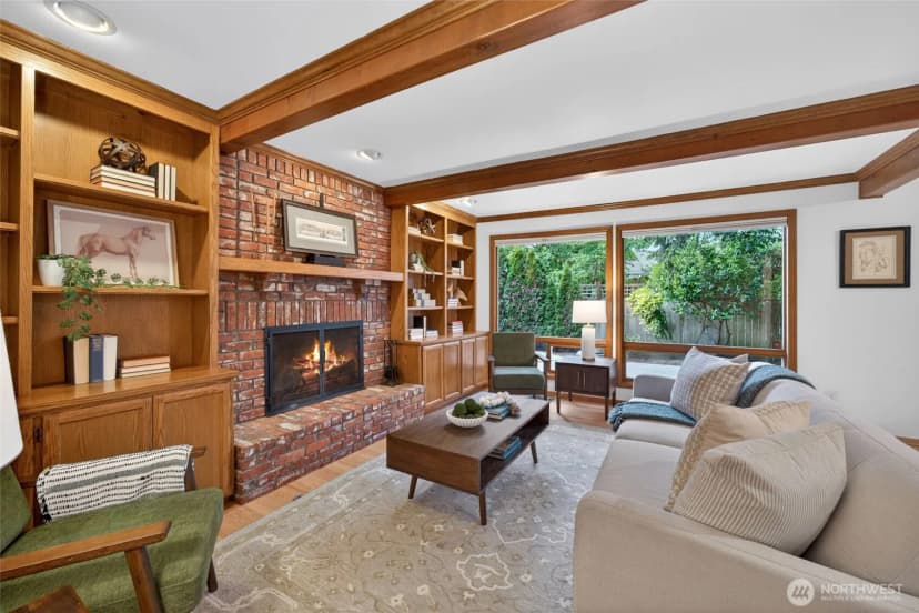 Property photo for 12610 Ne 68th Place, Kirkland photo 12