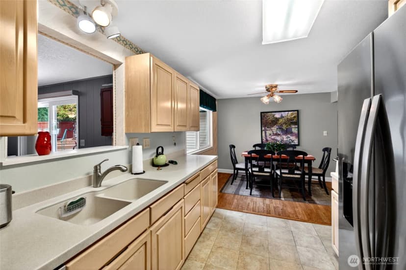 Property photo for 8035 S 116th Street, Seattle photo 12